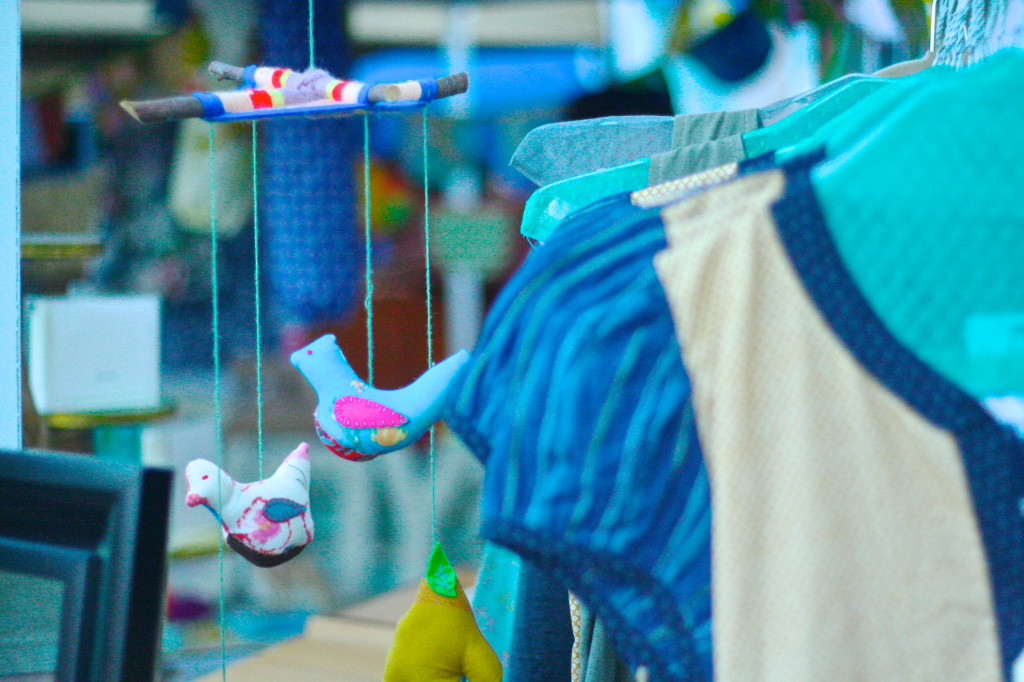 patchwork-show-long-beach-indie-craft-fair-festival-diy-california-bird-felt-fabric-rebe-dress-debra-weiss