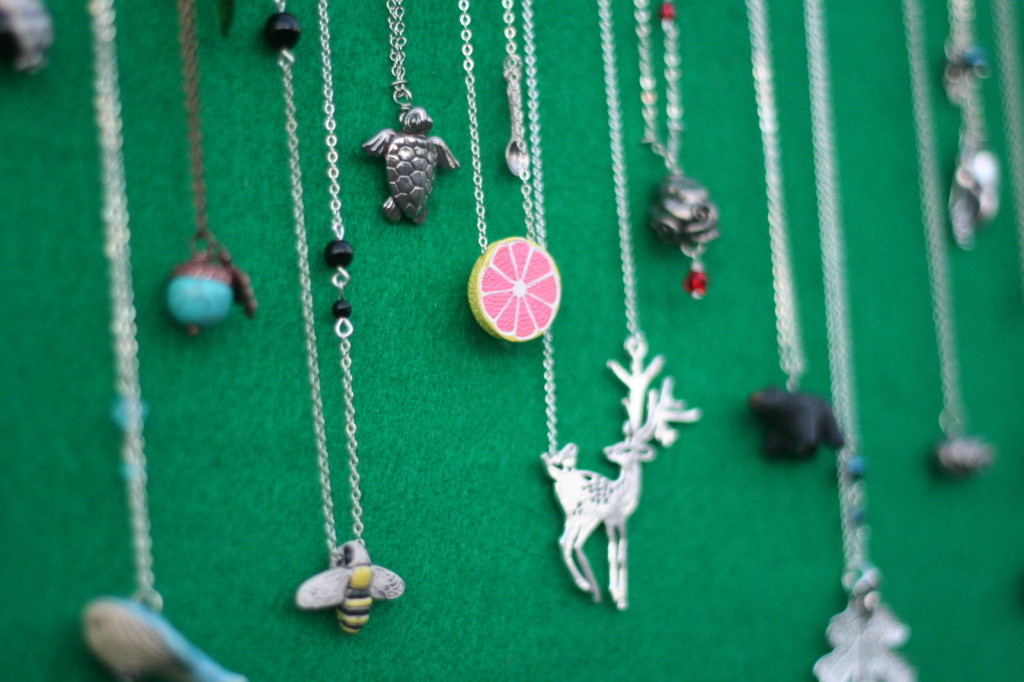 patchwork-show-long-beach-indie-craft-fair-festival-diy-california-green-jewelry-grapefruit-deer-necklace